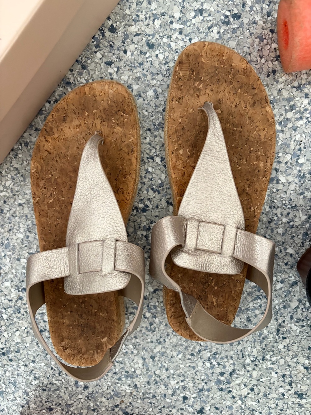 Vince Metallic Silver Leather Toe-Post Sandals